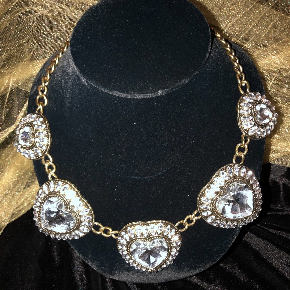 Love Hearts then this necklace is for you.
